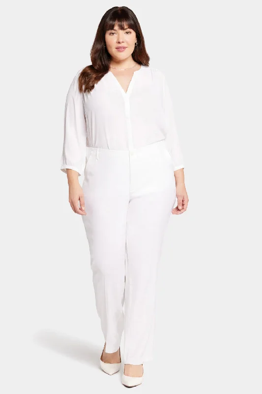 Marilyn Straight Pants In Plus Size - Optic White